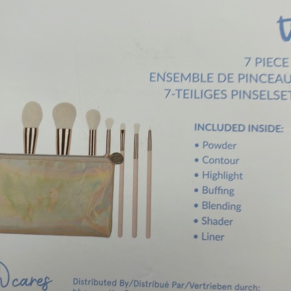 BH Cosmetics Irridescent travel bag and 7 cosmetic brushes, new with box - Picture 7 of 8